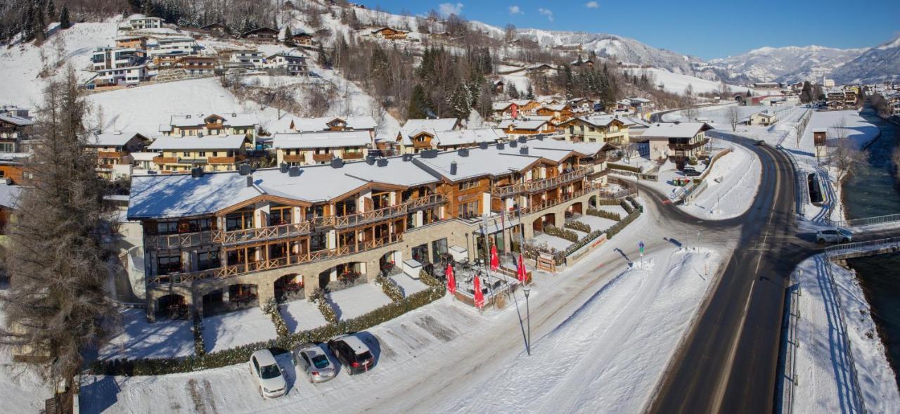 Avenida Mountain Lodges Kaprun Exteriör bild