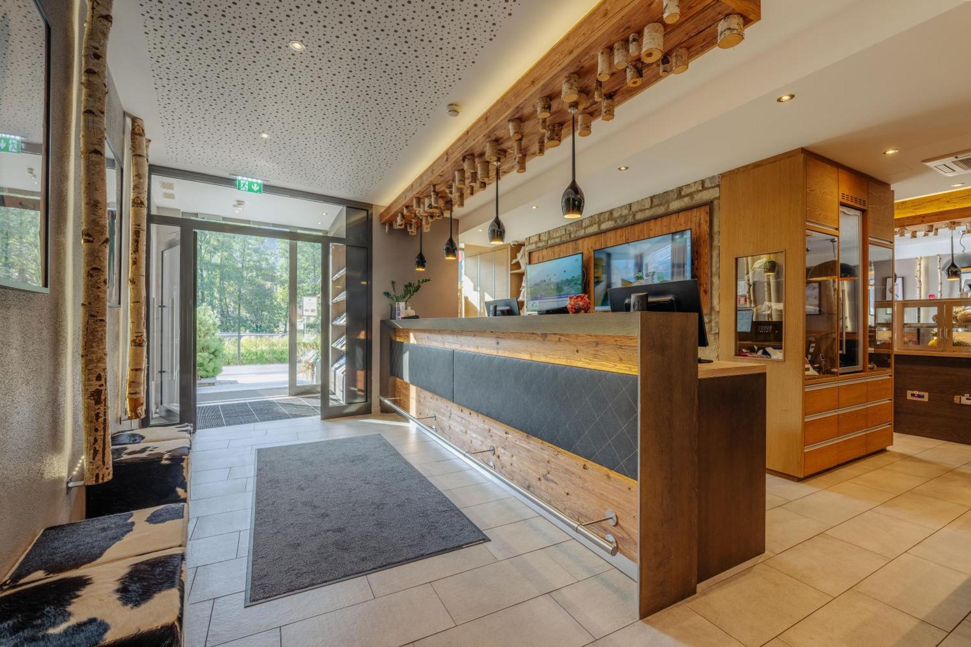 Avenida Mountain Lodges Kaprun Exteriör bild